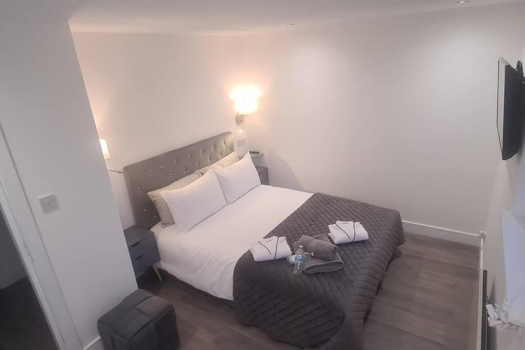 Stunning Refurbished 1 Bedroom, Harbour Apartment. Ayr Exteriör bild