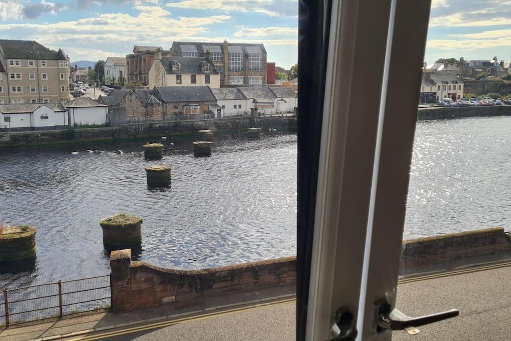 Stunning Refurbished 1 Bedroom, Harbour Apartment. Ayr Exteriör bild